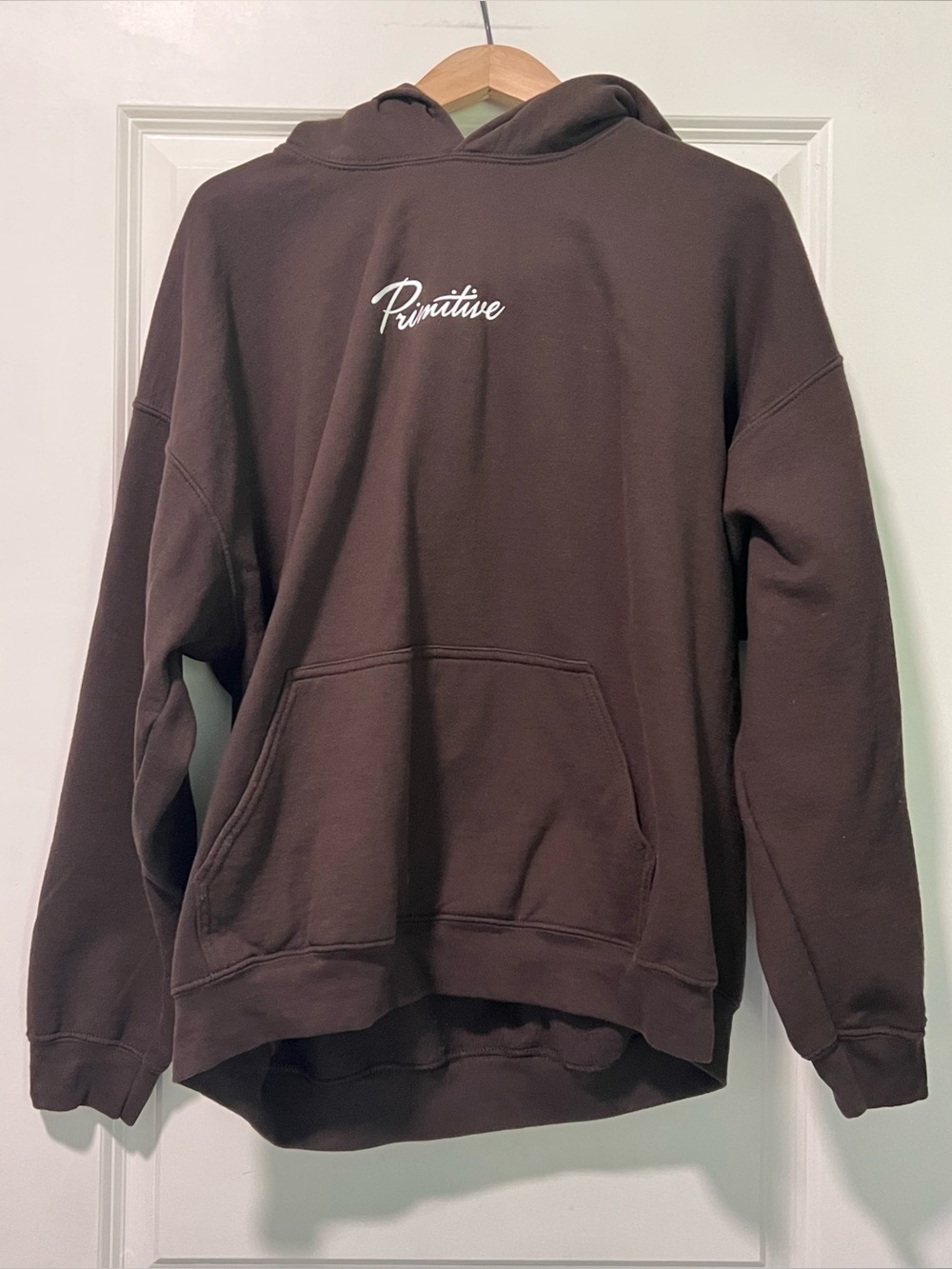 PRIMITIVE Script Men’s Hooded Sweatshirt Size XL Chocolate Brown